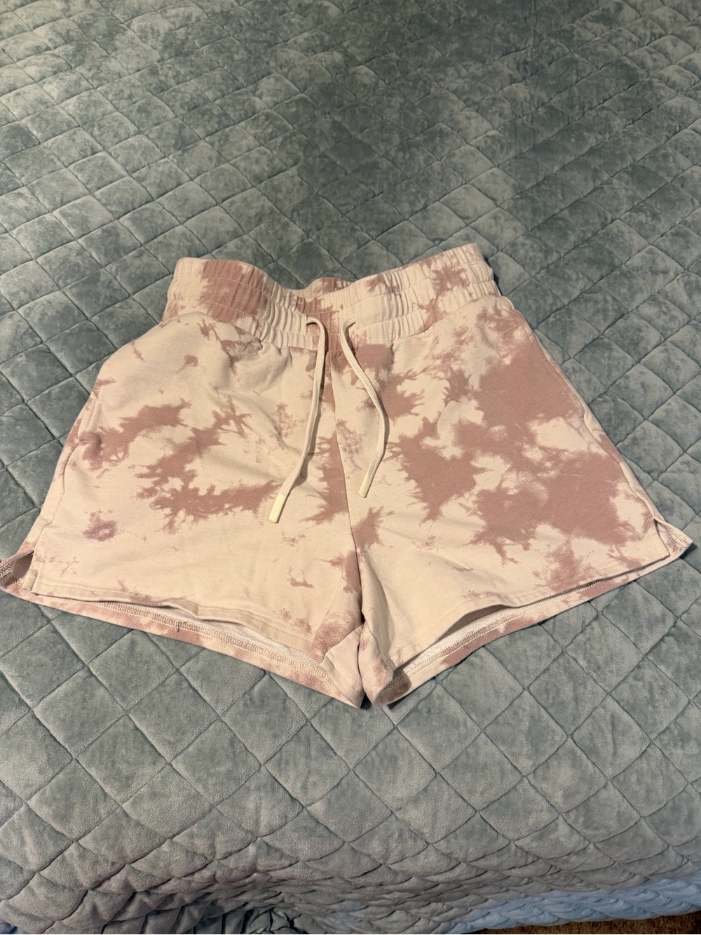 Varley Glade Mauve Tie Dye Shorts - size S